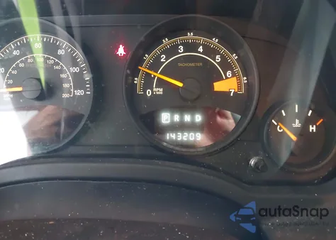 2016 Jeep Patriot Sport z USA, uszkodzony, nr VIN 1C4NJPBA3GD734958